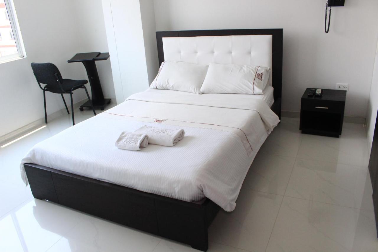 Hotel Royal Fenix Yopal Room photo